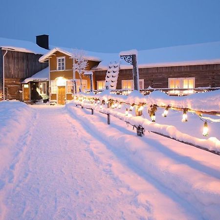 Elves Village Hotel Köngäs Buitenkant foto
