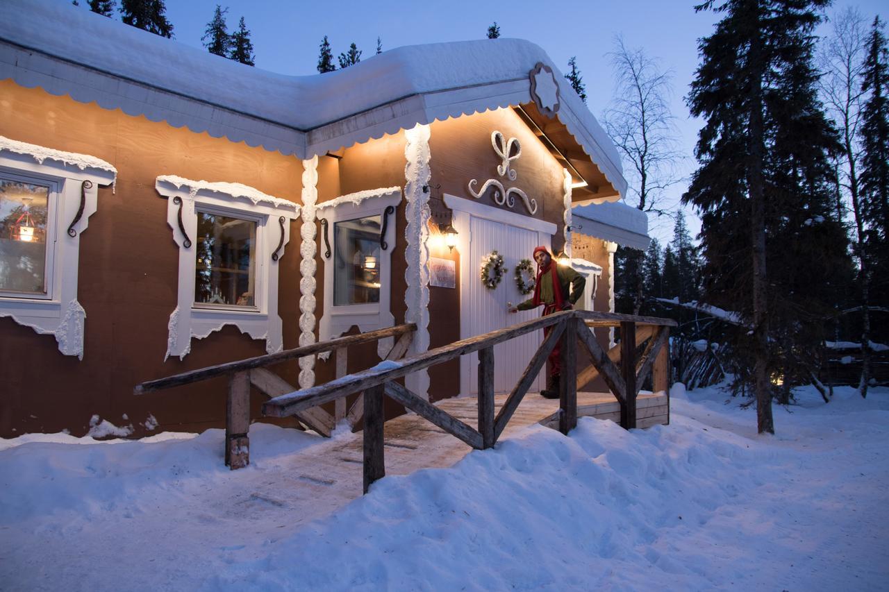 Elves Village Hotel Köngäs Buitenkant foto