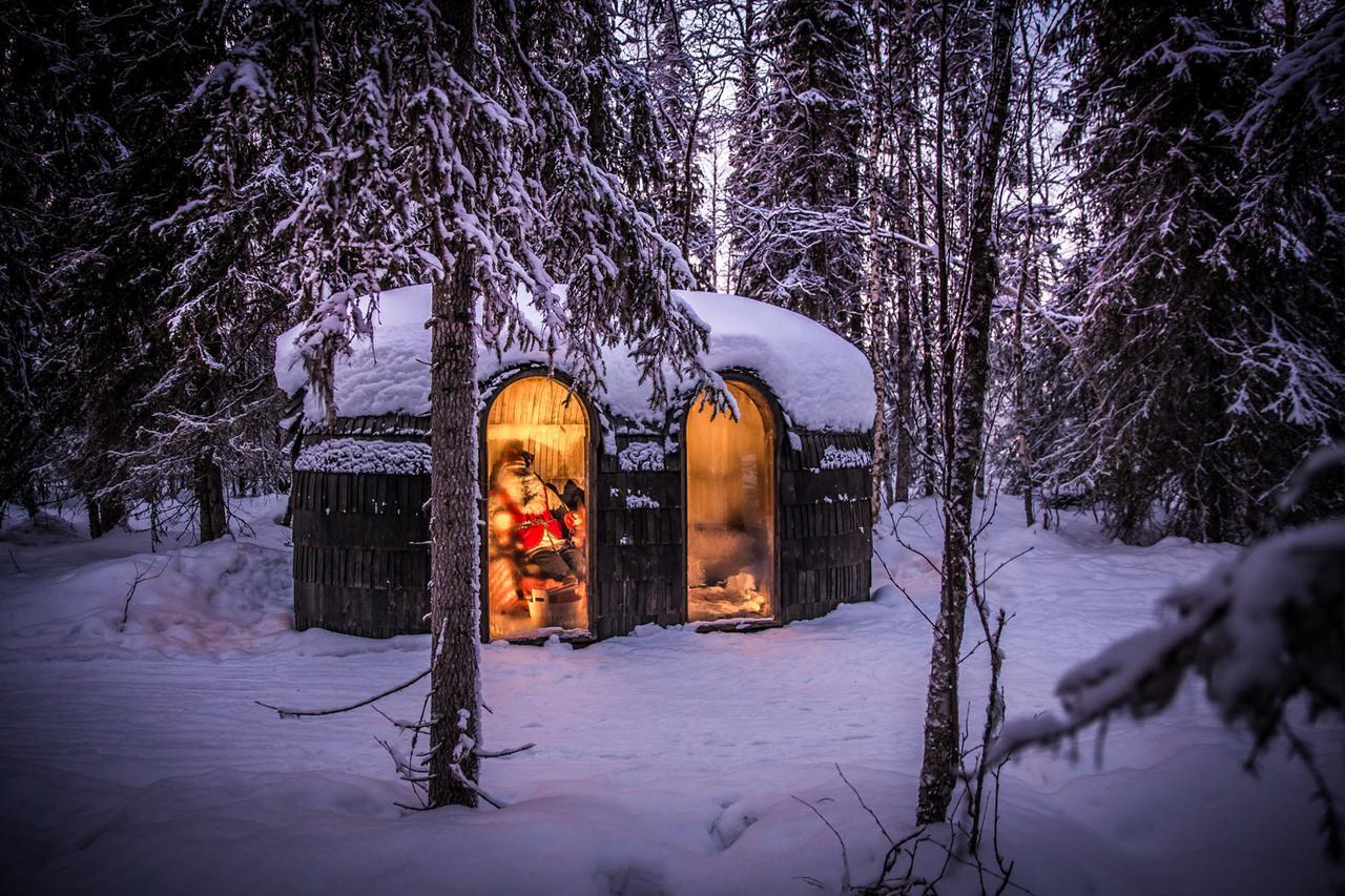 Elves Village Hotel Köngäs Buitenkant foto