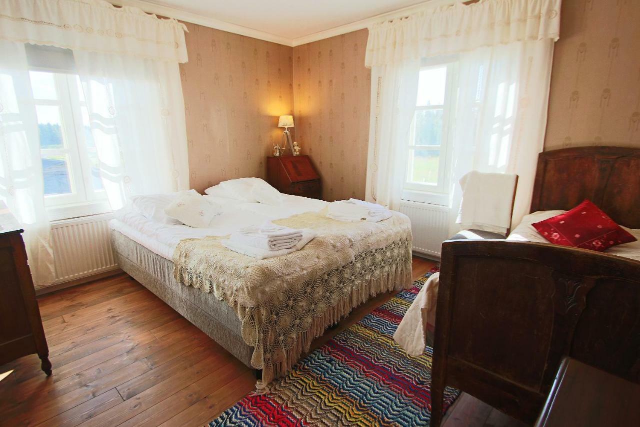 Elves Village Hotel Köngäs Buitenkant foto